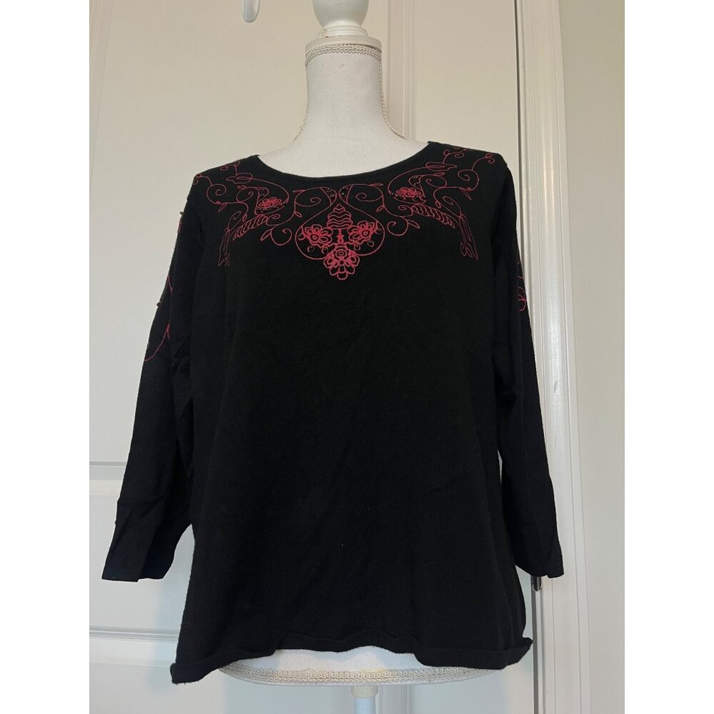 Choices Woman Black & Red Scroll Embroidered Top Size 1X